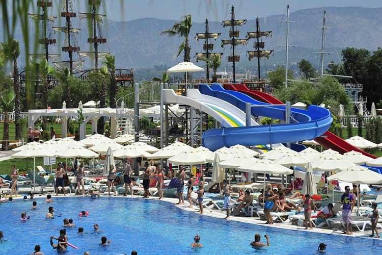 Lake & River Side Hotel Spa