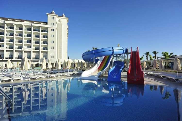 Lake & River Side Hotel Spa