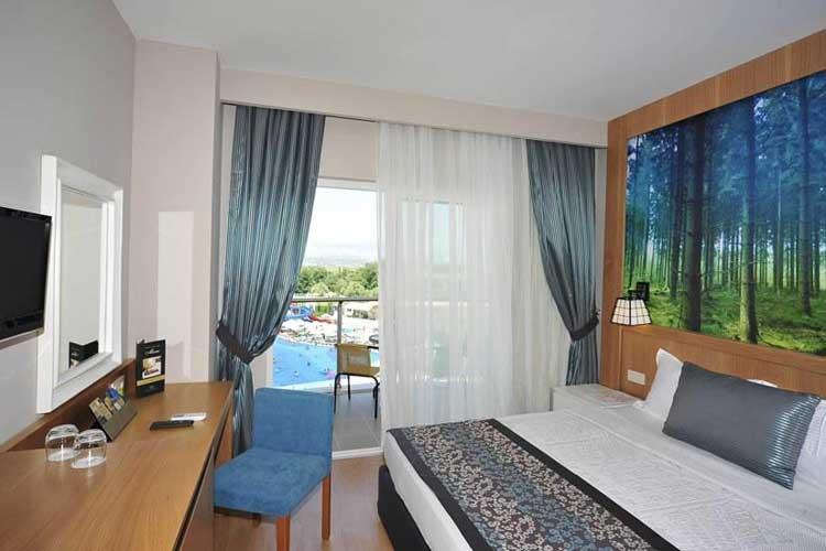 Lake & River Side Hotel Spa