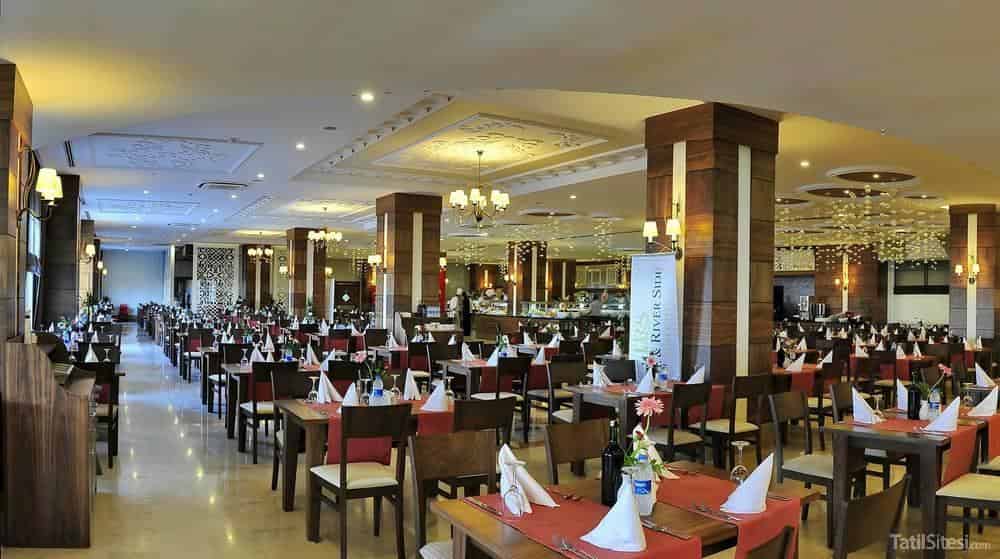 Lake & River Side Hotel Spa