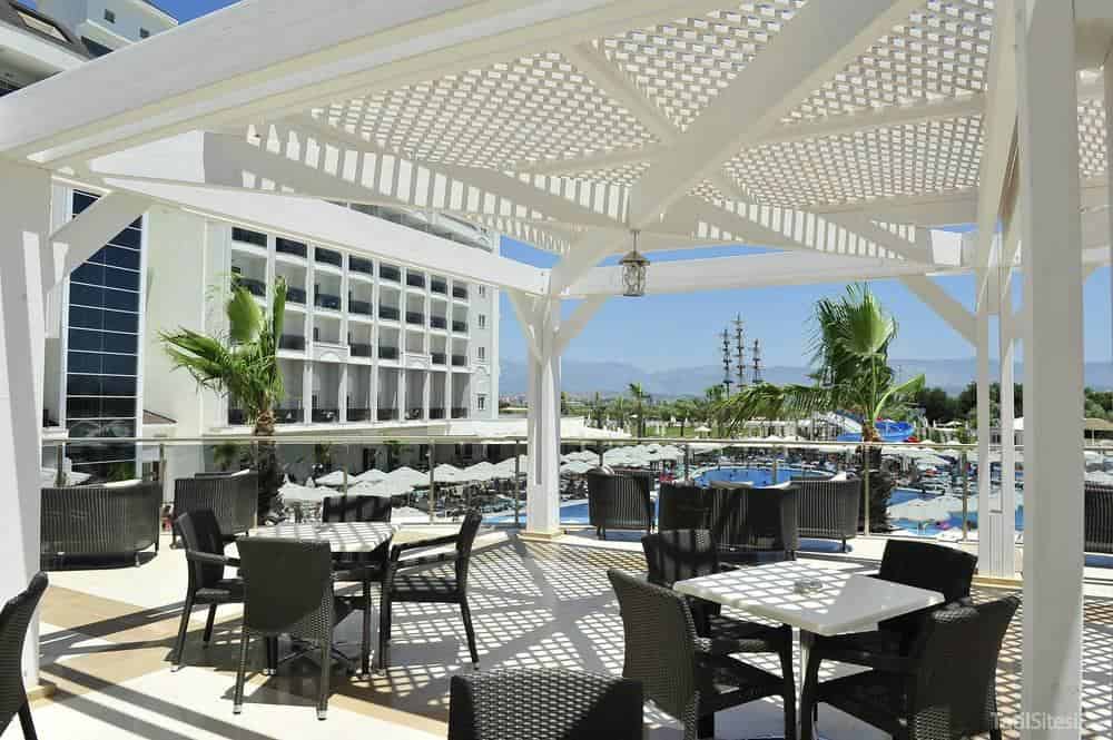 Lake & River Side Hotel Spa