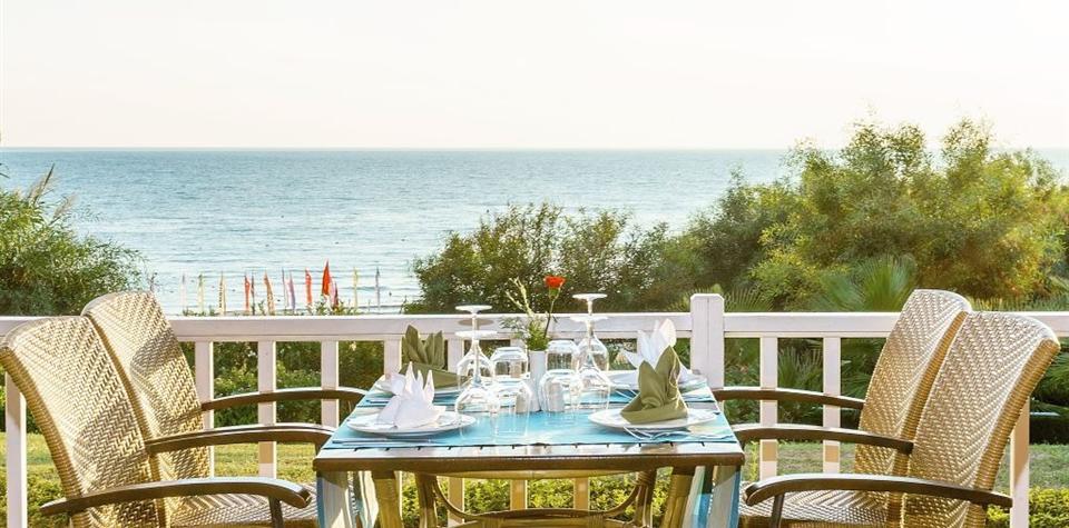 Larissa Stone Palace Hotel