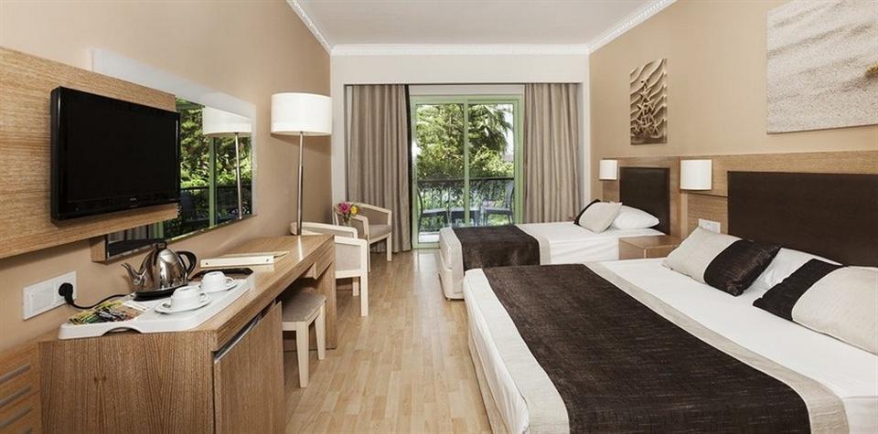 Larissa Stone Palace Hotel