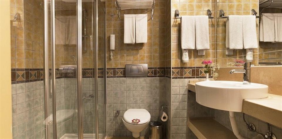 Larissa Stone Palace Hotel