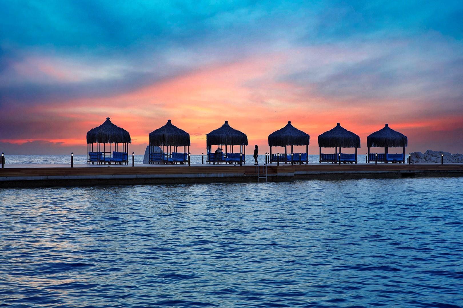 Le Bleu Hotel Resort