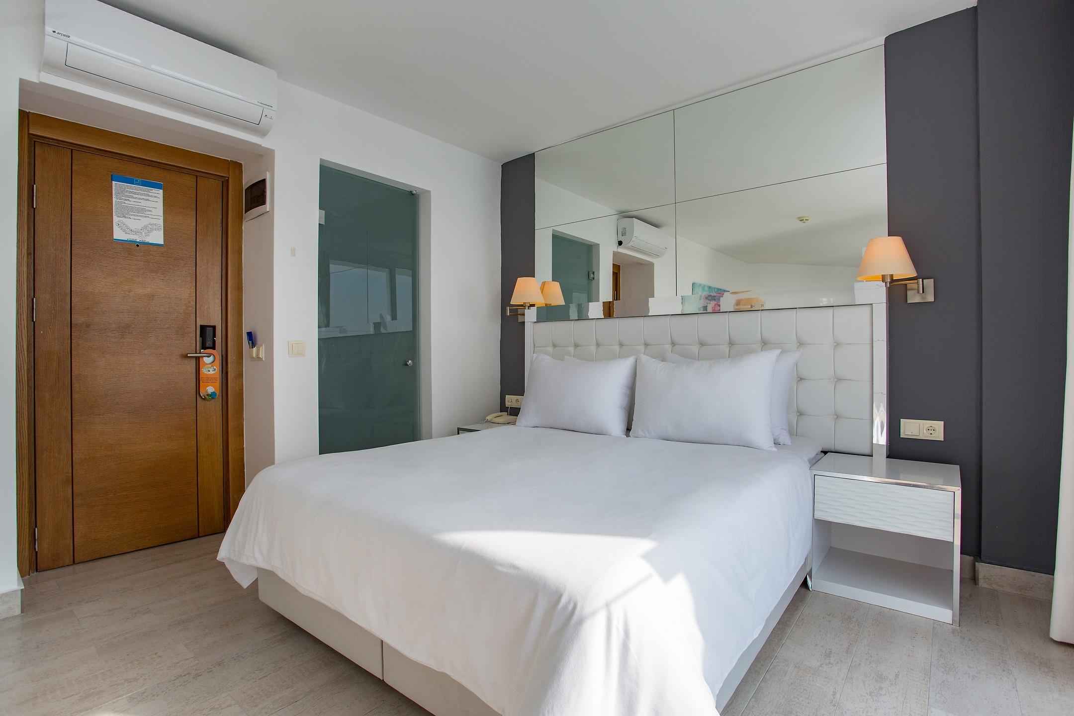 Le Bleu Hotel Resort