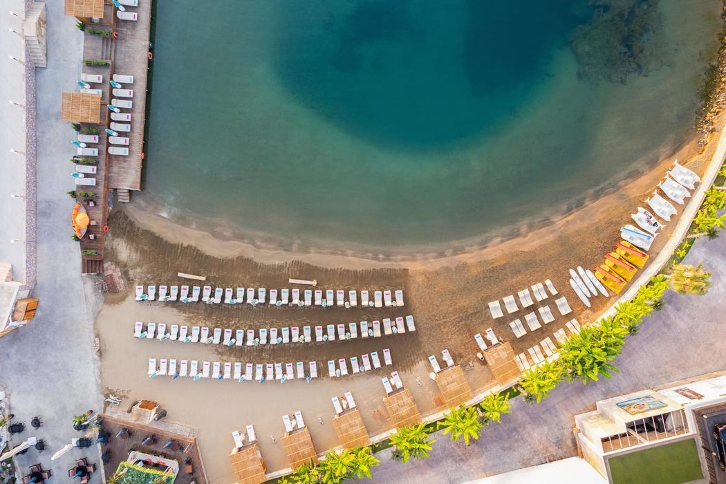 Les Ambassadeurs Hotel