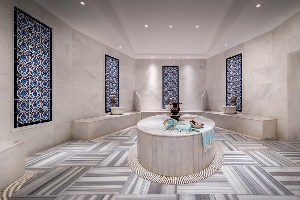 Les Ambassadeurs Hotel