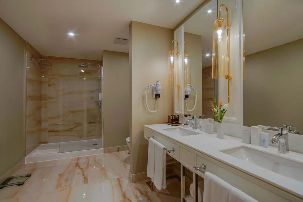 Limak Cyprus Deluxe Hotel 