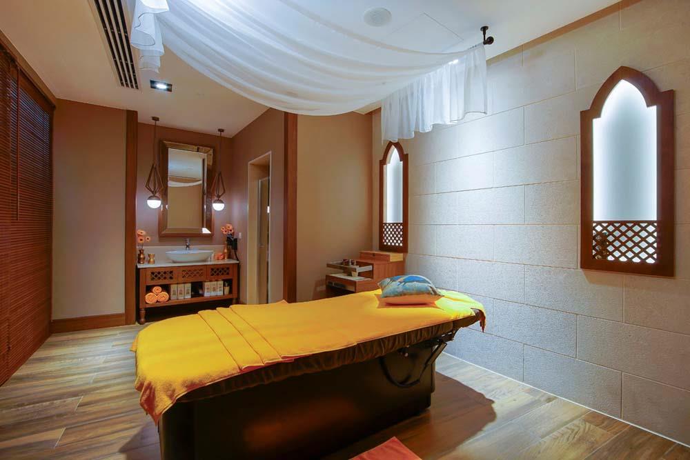 Limak Cyprus Deluxe Hotel 