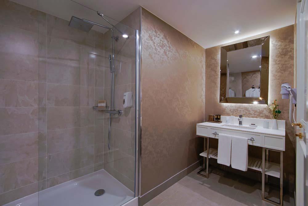 Limak Cyprus Deluxe Hotel 