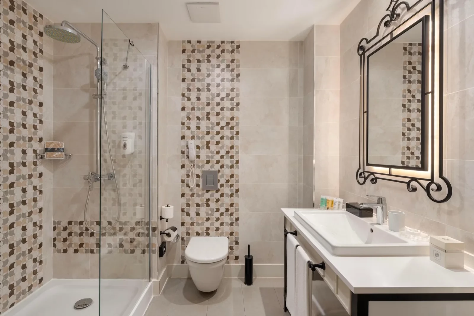 Limak Cyprus Deluxe Hotel 