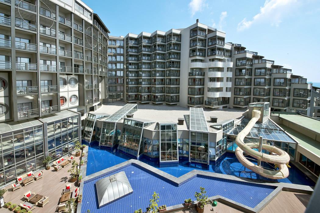 Limak Lara De Luxe Hotel & Resort