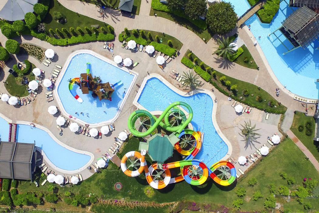 Limak Lara De Luxe Hotel & Resort