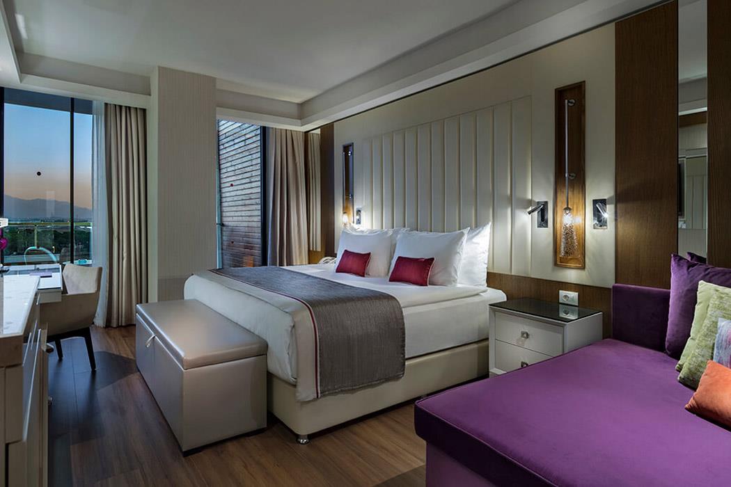 Limak Lara De Luxe Hotel & Resort