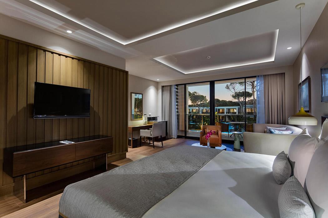 Limak Lara De Luxe Hotel & Resort