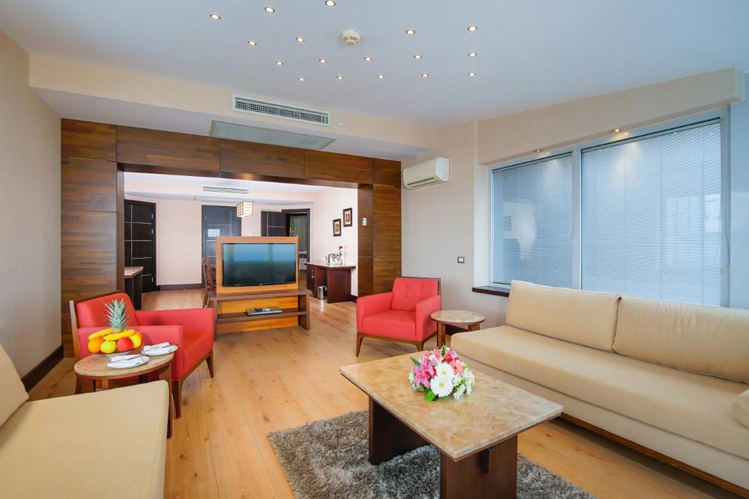 Limak Lara De Luxe Hotel & Resort