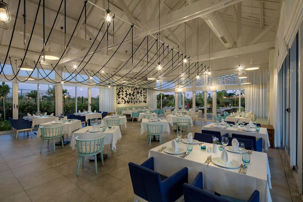 Limak Lara De Luxe Hotel & Resort