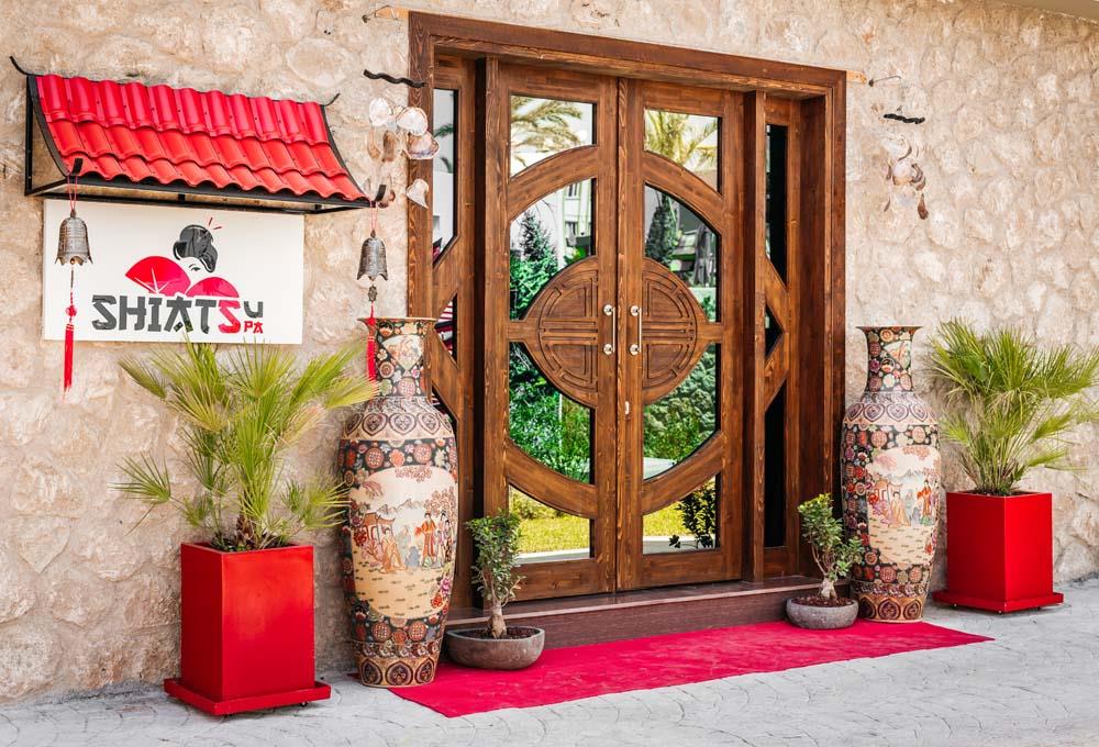 Lord’s Palace Hotel 