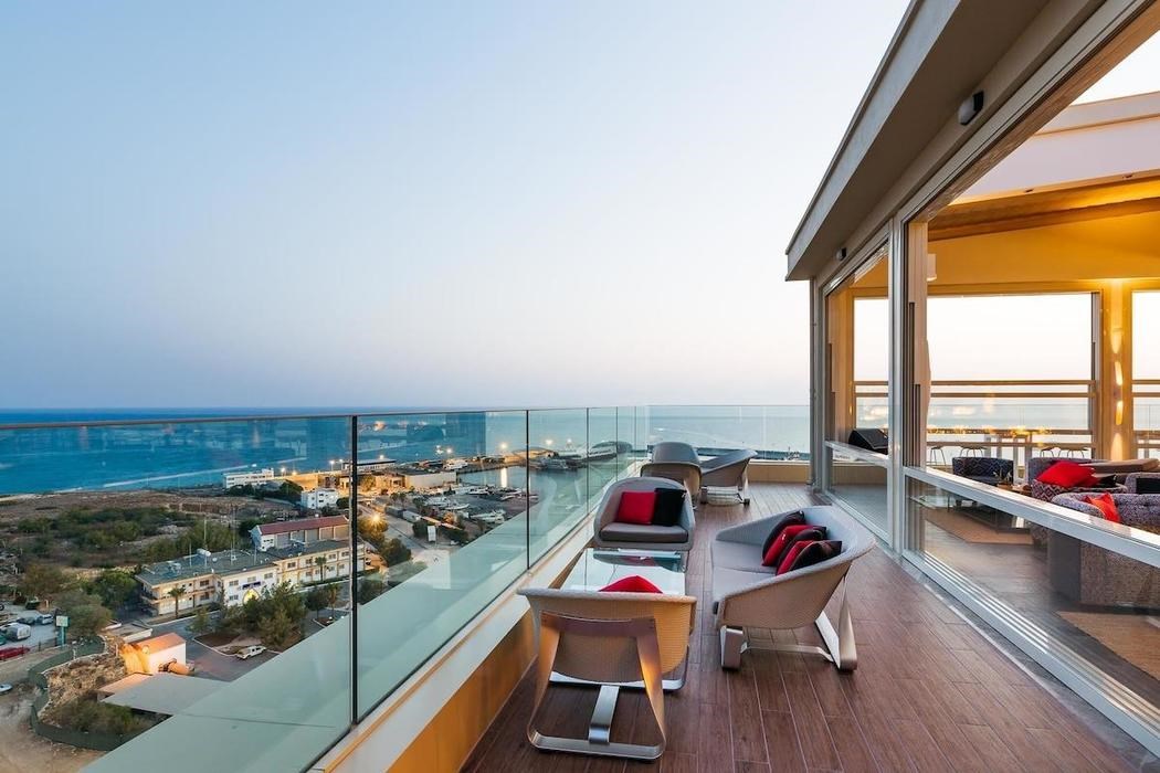 Lord’s Palace Hotel 