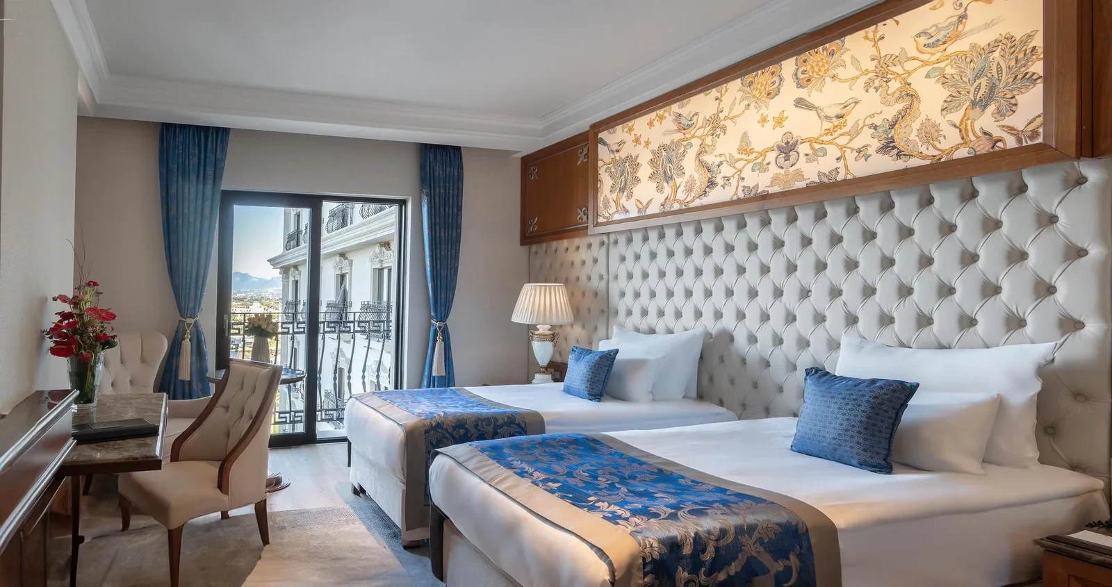 Lord’s Palace Hotel 