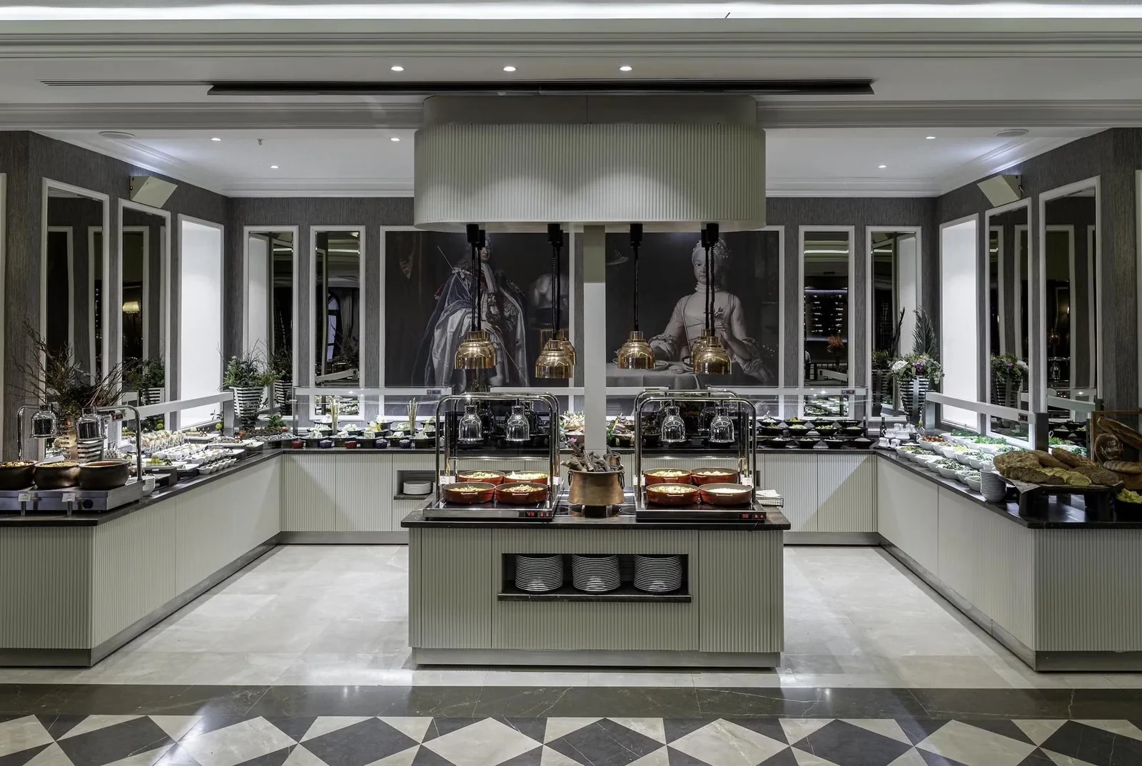 Lord’s Palace Hotel 