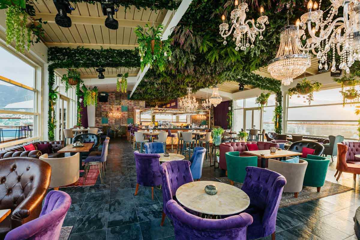 Lord’s Palace Hotel 