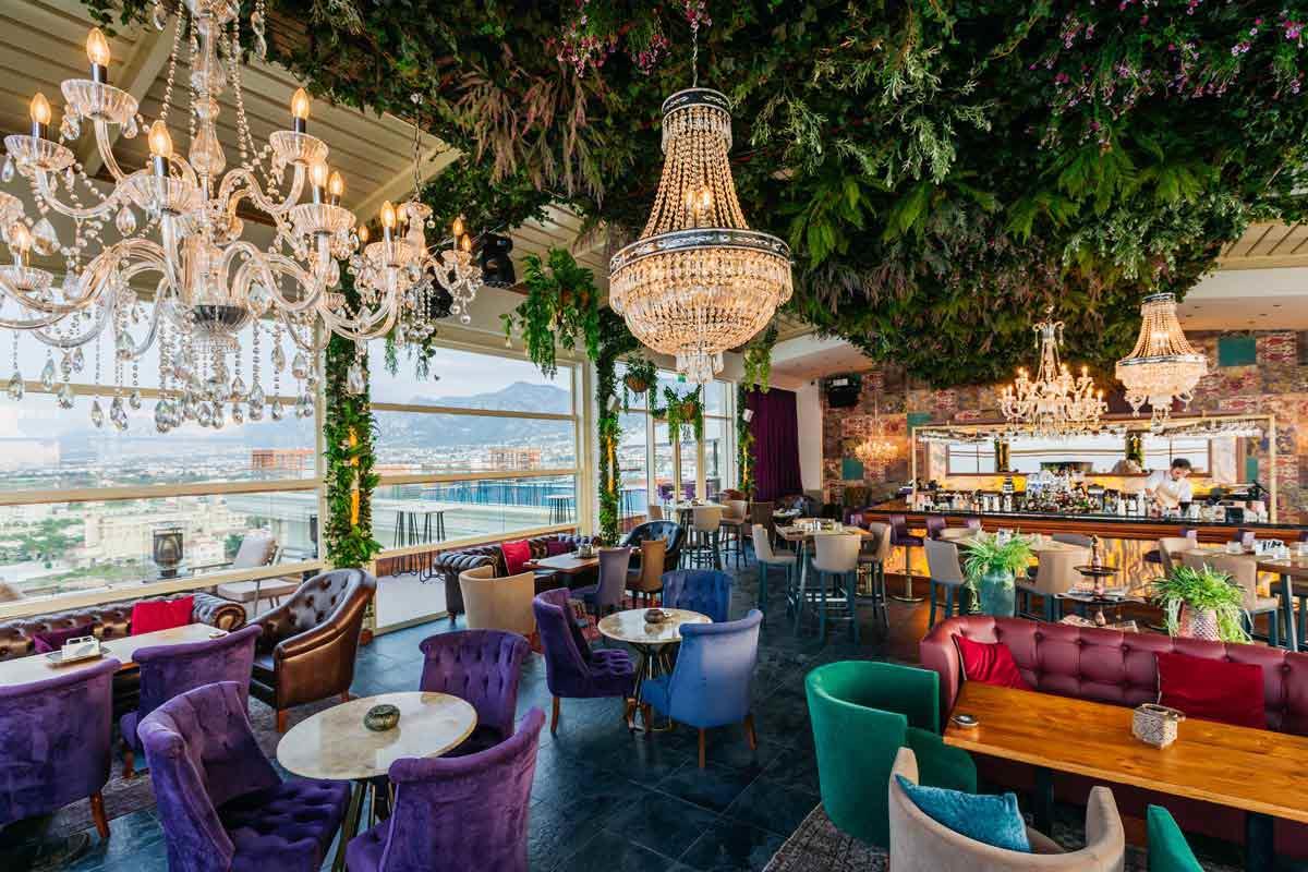 Lord’s Palace Hotel 