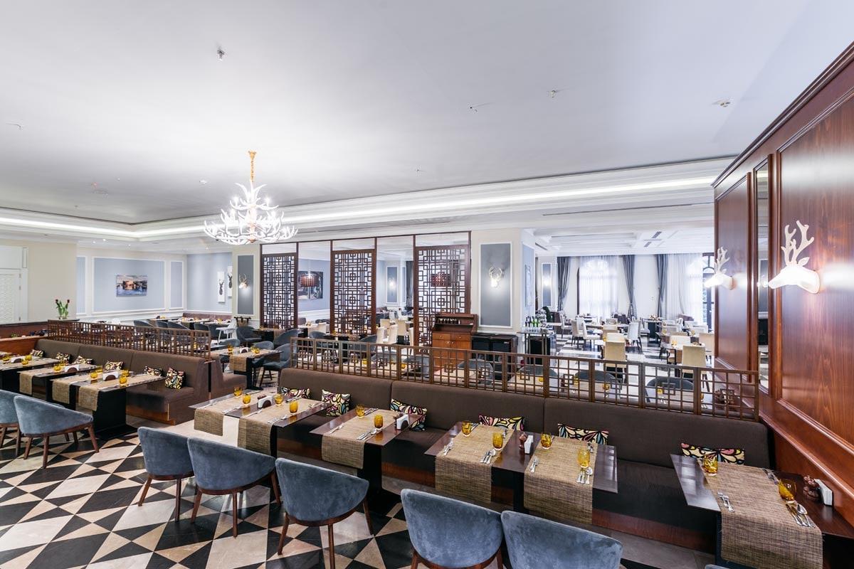 Lord’s Palace Hotel 