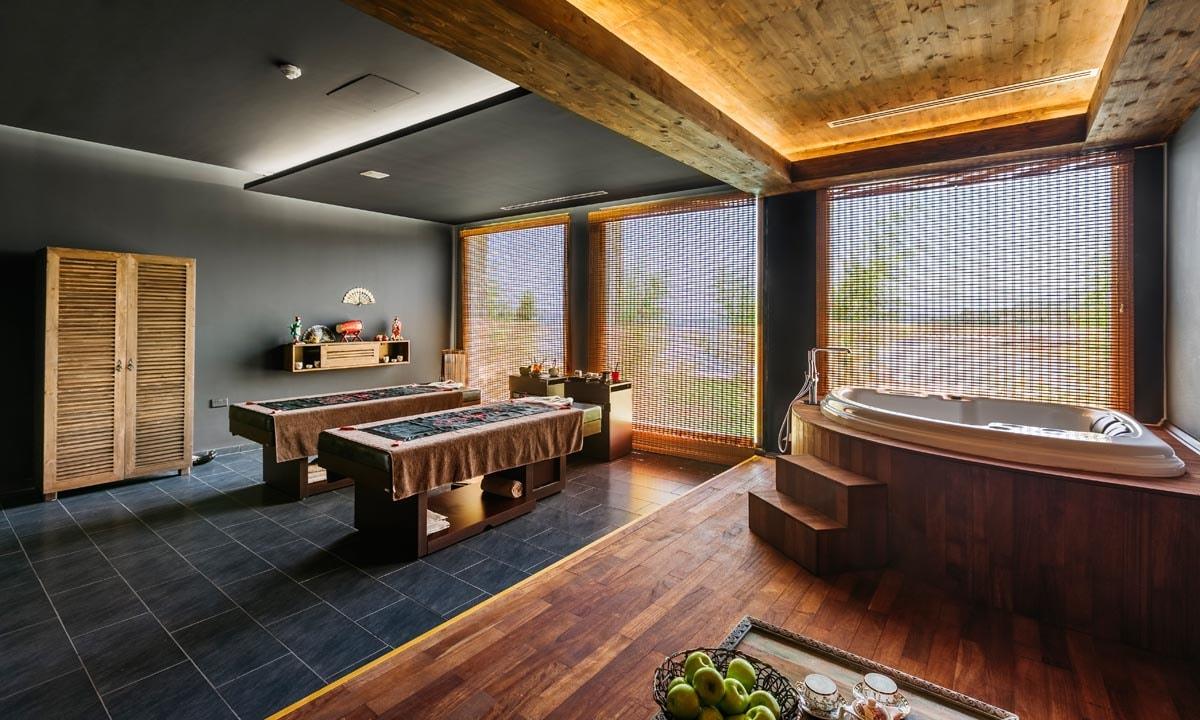 Lord’s Palace Hotel 