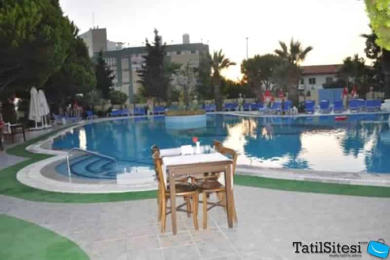 Tropicana Garden Hotel