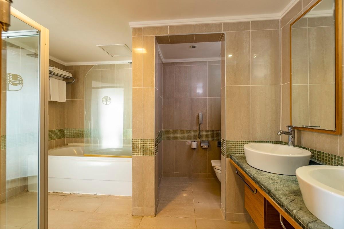 Maira Deluxe Resort Hotel