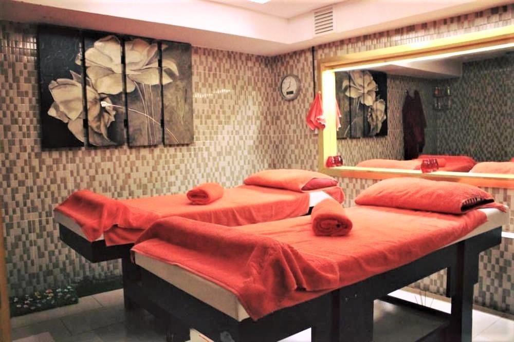 Maira Deluxe Resort Hotel