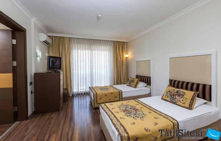 Majesty Club La Mer 