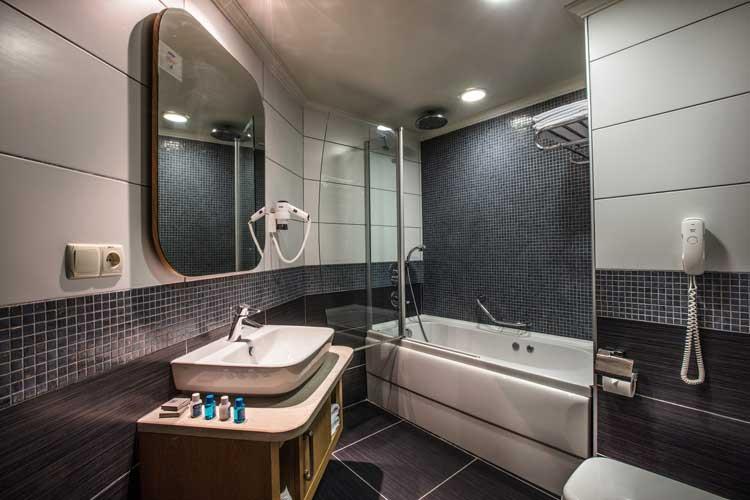 Marina Hotel Kuşadası