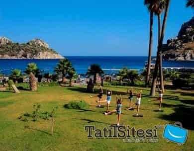 Green Platan Hotel 