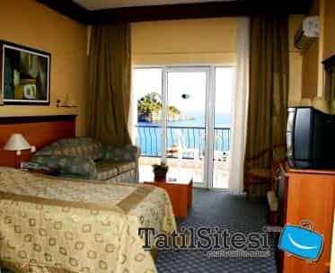 Green Platan Hotel 