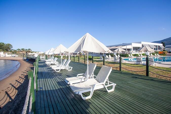 Maxima Paradise Resort