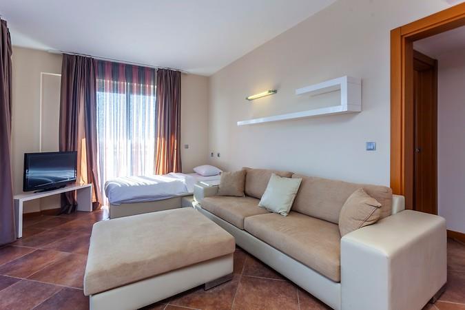 Maxima Paradise Resort