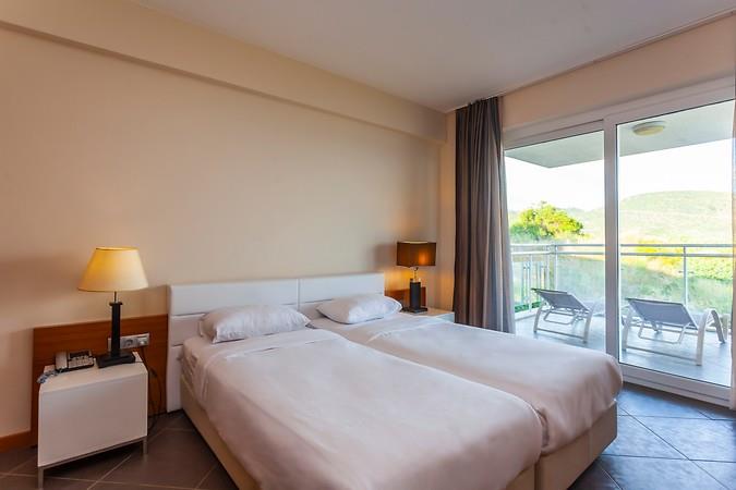 Maxima Paradise Resort