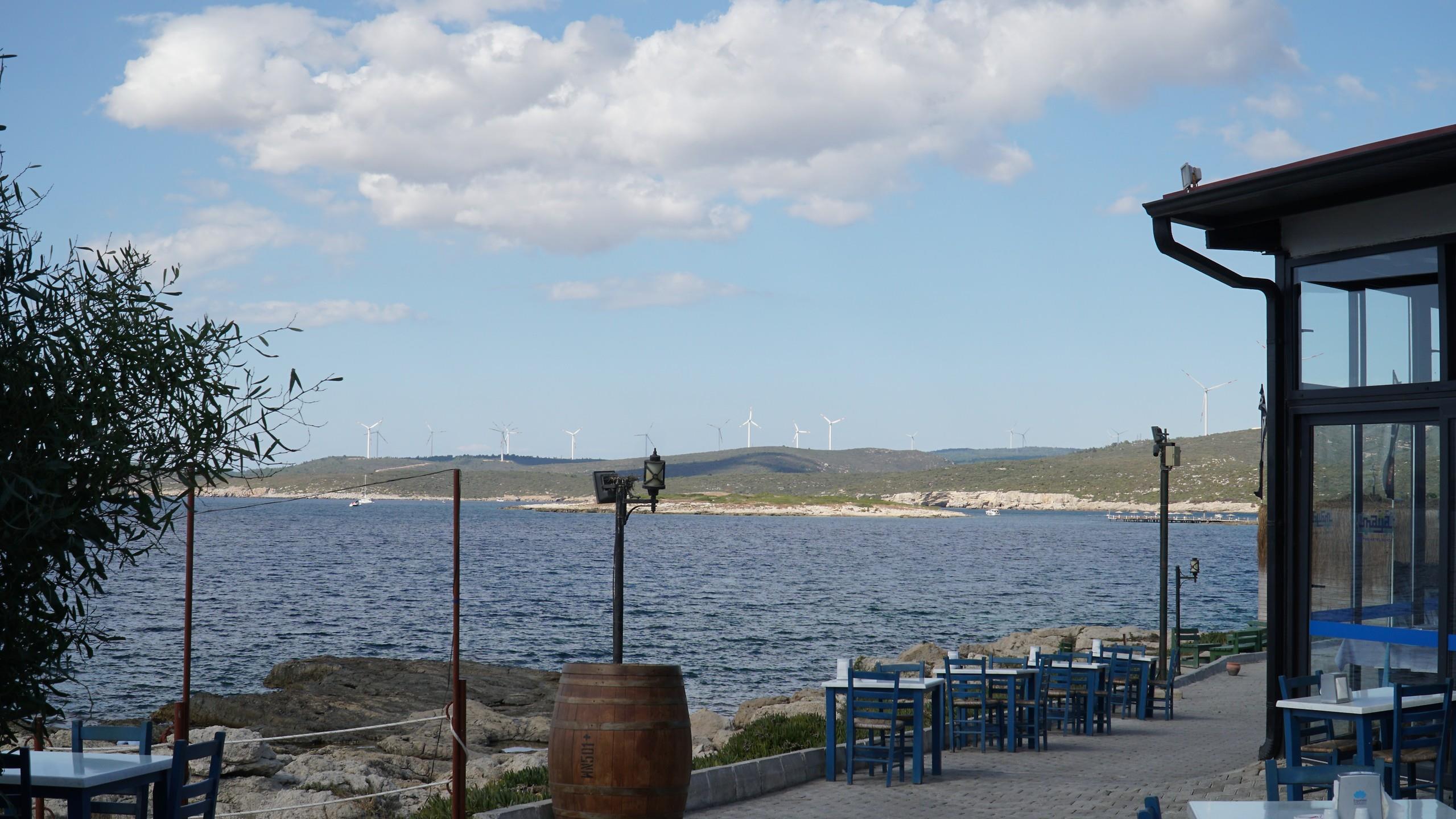 Maya Bistro Hotel Beach