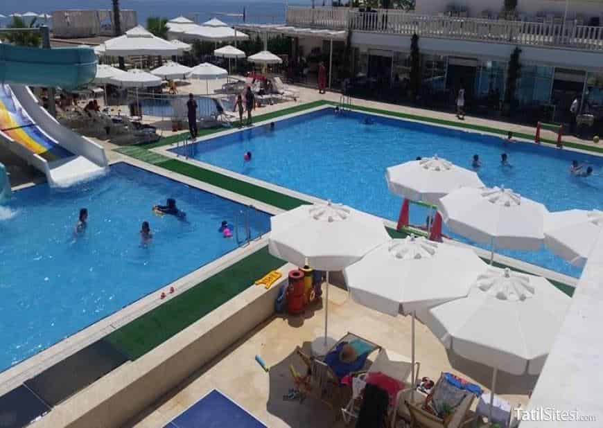 Maya World Imperial Hotel