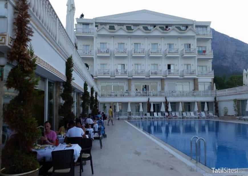 Maya World Imperial Hotel