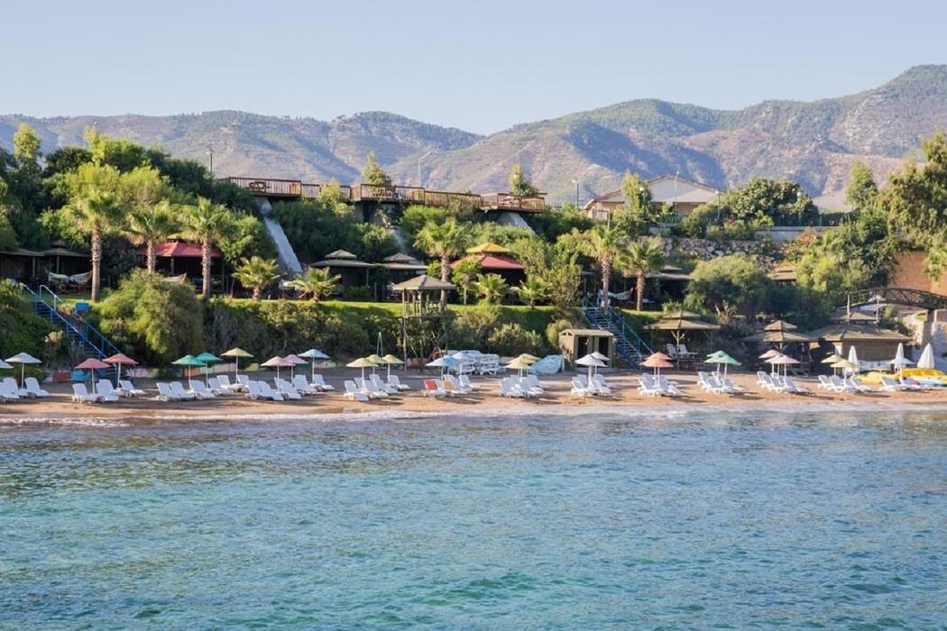 Merit Crystal Cove Hotel & Spa