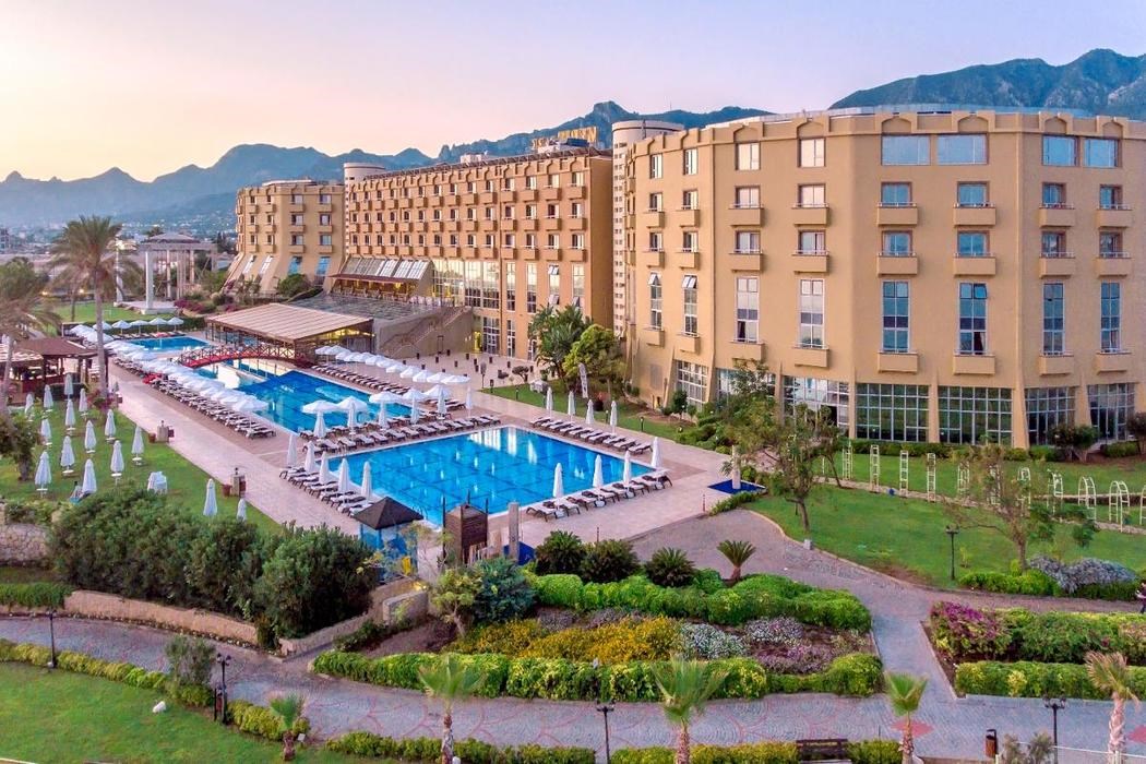 Merit Park Hotel & Spa