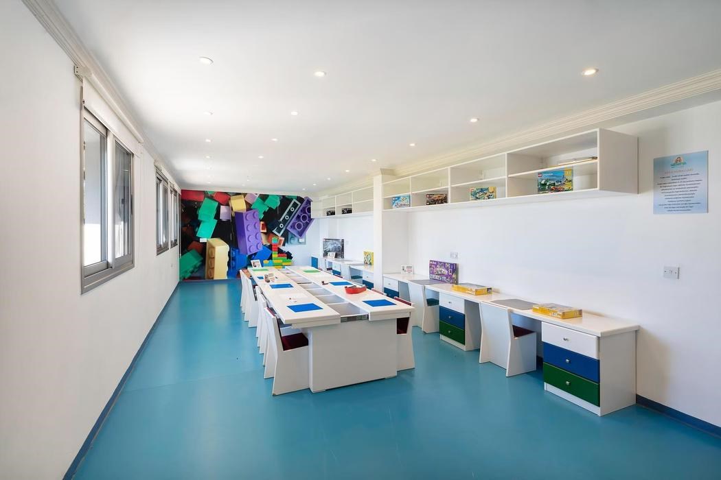 Merit Park Hotel & Spa