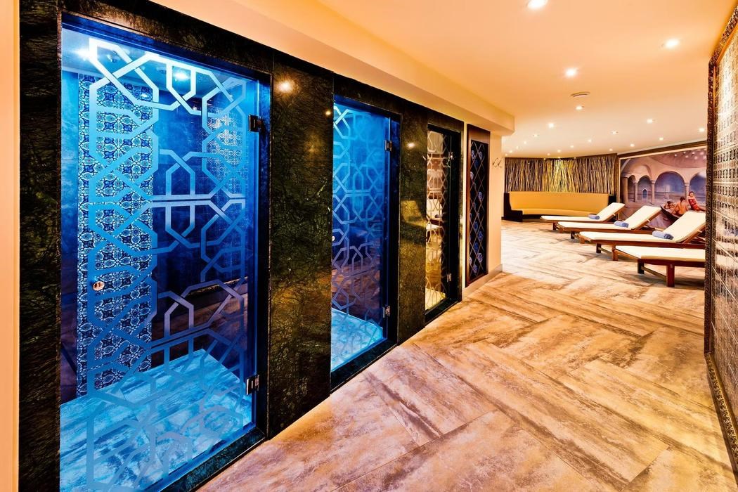 Merit Park Hotel & Spa