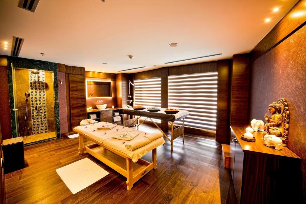 Merit Park Hotel & Spa