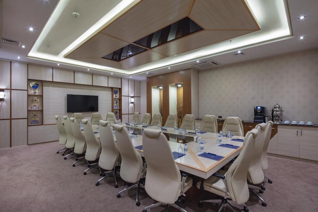 Merit Park Hotel & Spa