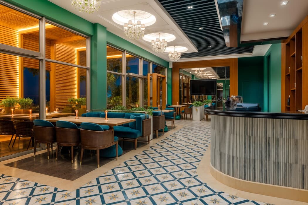 Merit Royal Gardens Hotel